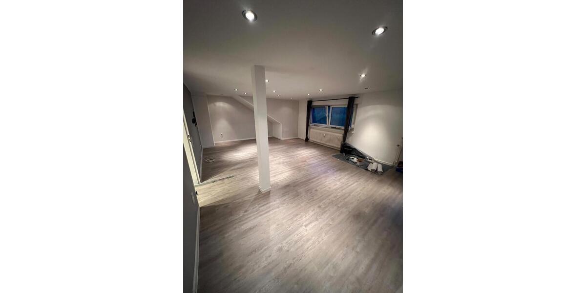 Etagenwohnung Wuppertal Arrenberg - 2 Zimmer, 60 m&sup2;, 600&euro; | Angebot:27543517