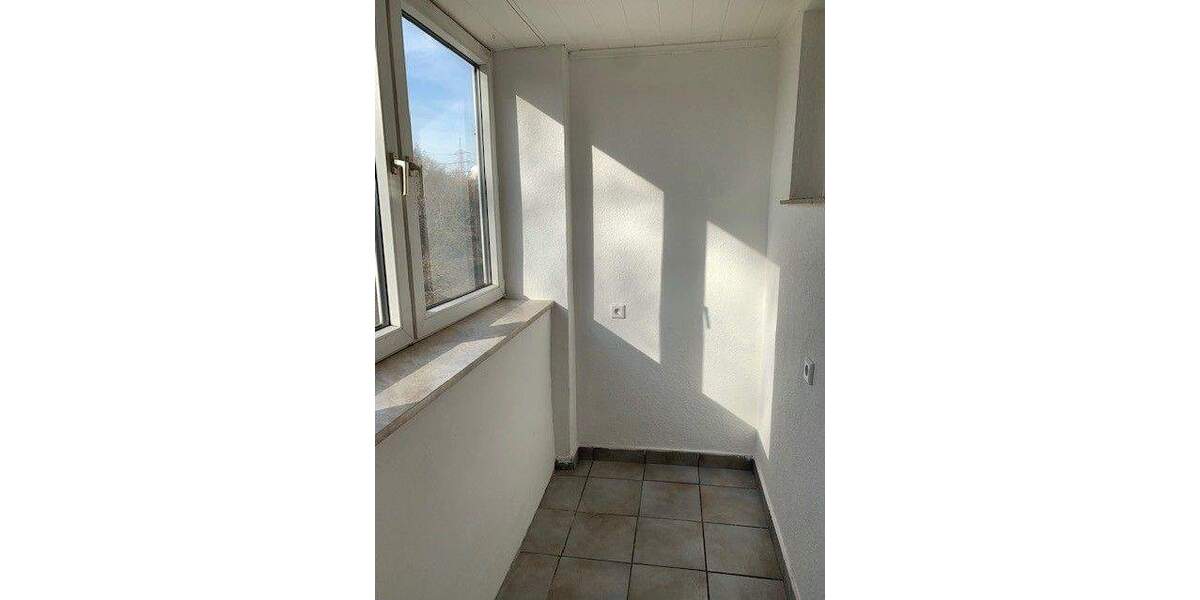 Etagenwohnung Duisburg Marxloh - 2 Zimmer, 61 m&sup2;, 430&euro; | Angebot:25770034