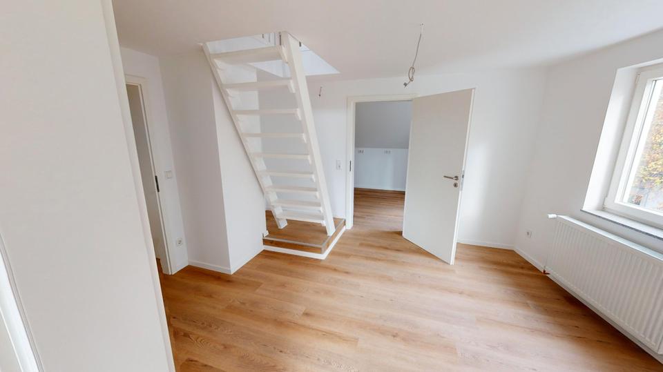Dachgeschoßwohnung Wuppertal Gemarkung Langerfeld - 3 Zimmer, 60 m&sup2;, 600&euro; | Angebot:25988819