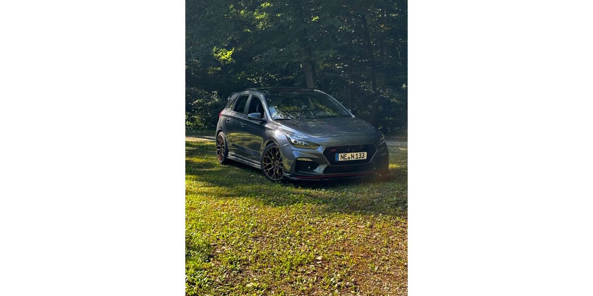 Hyundai i30 66.500 km 22.990 &euro; Neuss 41462