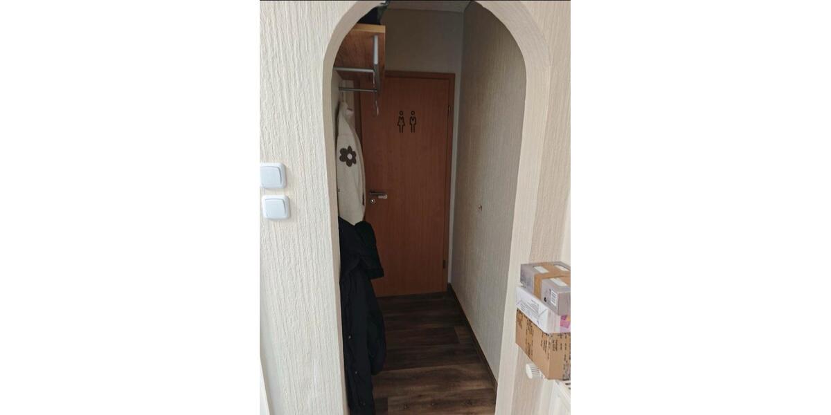 Erdgeschoßwohnung Solingen Central - 3 Zimmer, 73 m&sup2;, 700&euro; | Angebot:27567589