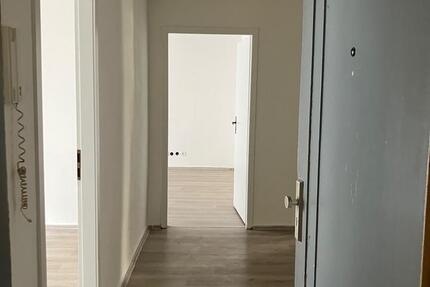 Wohnung Wuppertal Barmen - 3 Zimmer, 90 m&sup2;, 615&euro; | Angebot:27553936