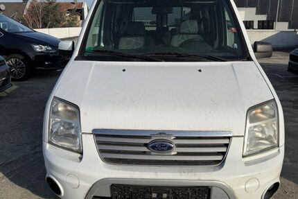 Ford Tourneo Connect 130.000 km 5.900 &euro; Neuss 41462