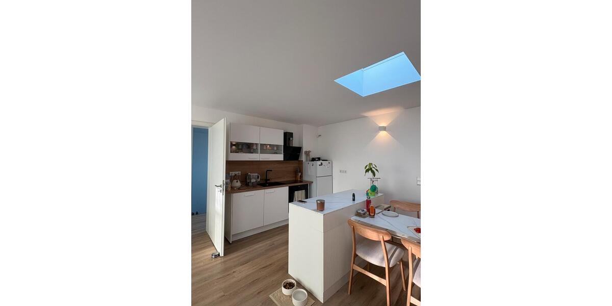 Terrassenwohnung Düsseldorf Lörick - 4 Zimmer, 122 m&sup2;, 1.800&euro; | Angebot:25646307