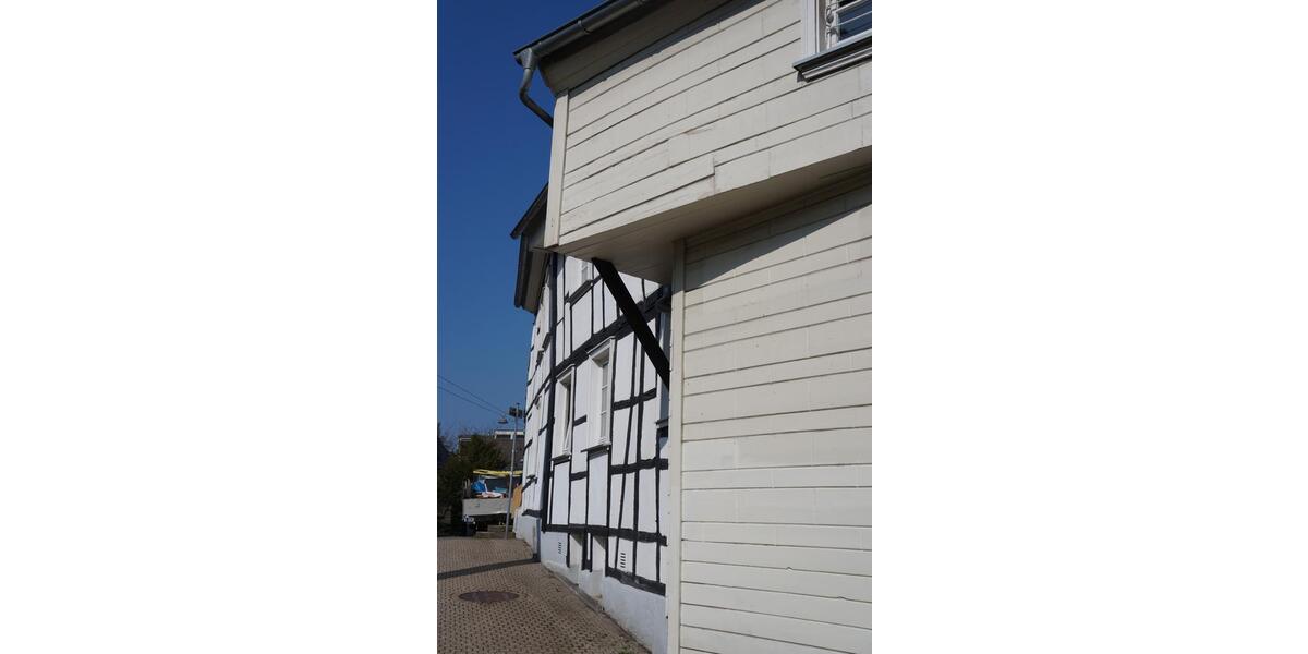 Erdgeschoßwohnung Schwelm - 2.5 Zimmer, 108 m&sup2;, 760&euro; | Angebot:25148349