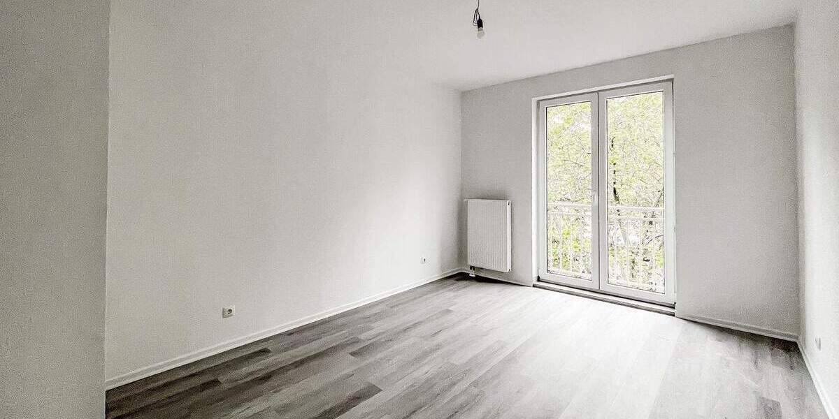 Etagenwohnung Bochum Innenstadt - 3 Zimmer, 72 m&sup2;, 705&euro; | Angebot:25726820