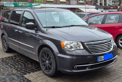 Chrysler Grand Voyager 111.000 km 15.000 &euro; Duisburg 47249