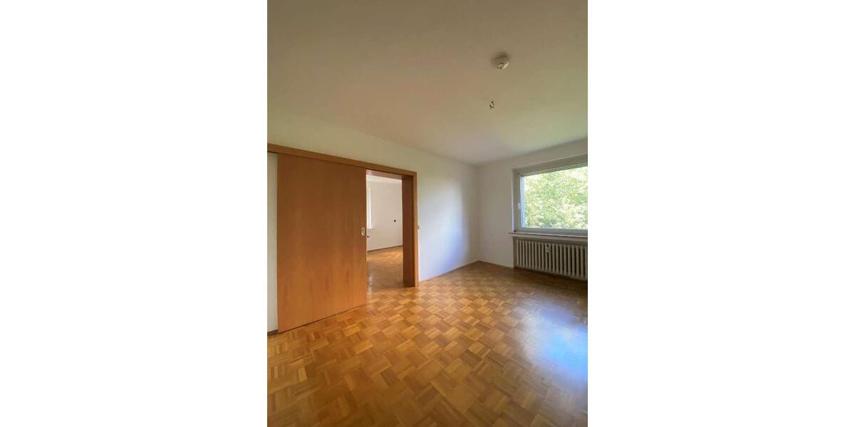 Etagenwohnung Essen Stadtbezirk IV - 3 Zimmer, 67 m&sup2;, 536&euro; | Angebot:24533604