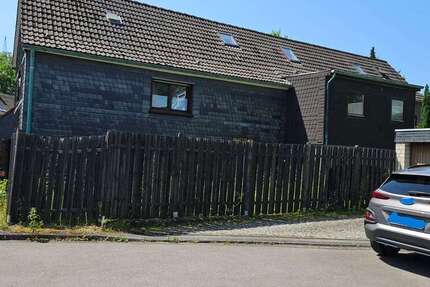 Haus Remscheid Reinshagen - 10 Zimmer, 298 m&sup2;, 220.000&euro; | Angebot:26893139