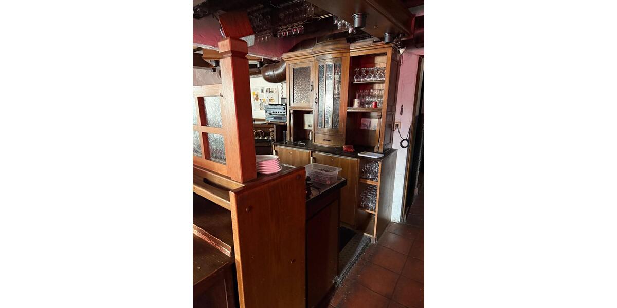 Erdgeschoßwohnung Solingen Höhscheid - 9 Zimmer, 309 m&sup2;, 210.000&euro; | Angebot:26621221
