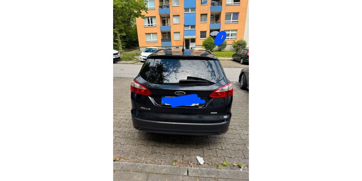 Ford Focus 122.500 km 3.400 &euro; Essen 45279
