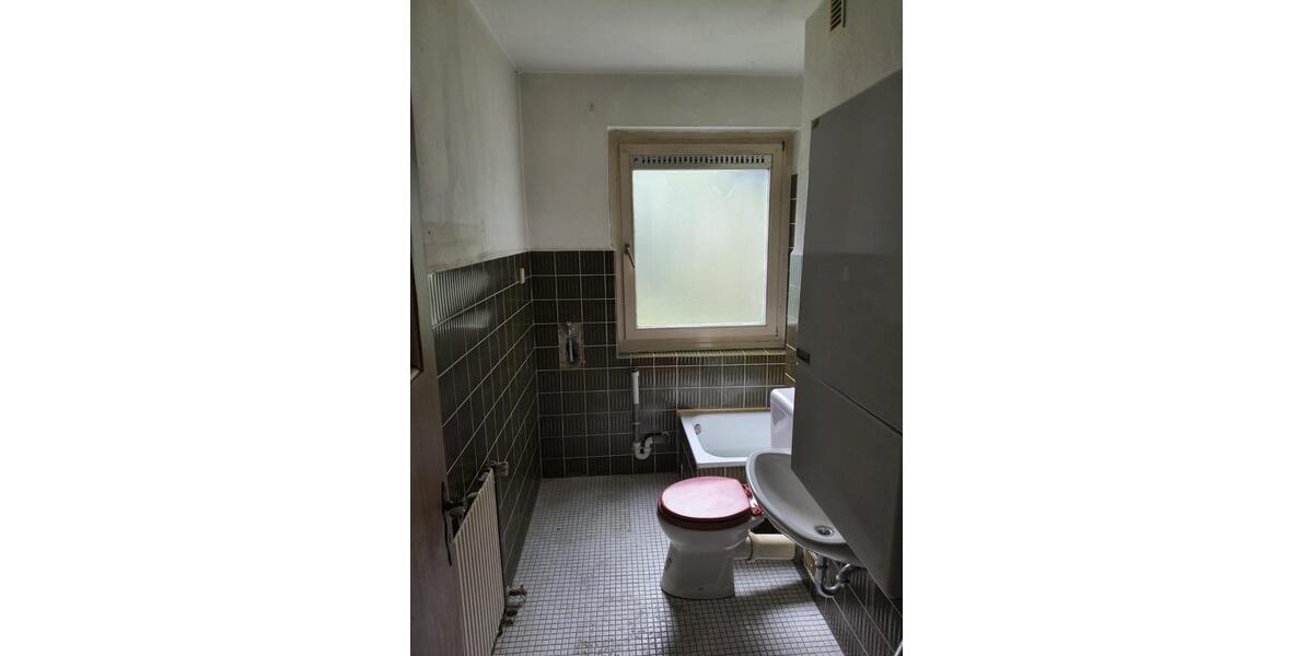 Hochparterre Wuppertal Gemarkung Langerfeld - 3 Zimmer, 76 m&sup2;, 179.000&euro; | Angebot:27534046