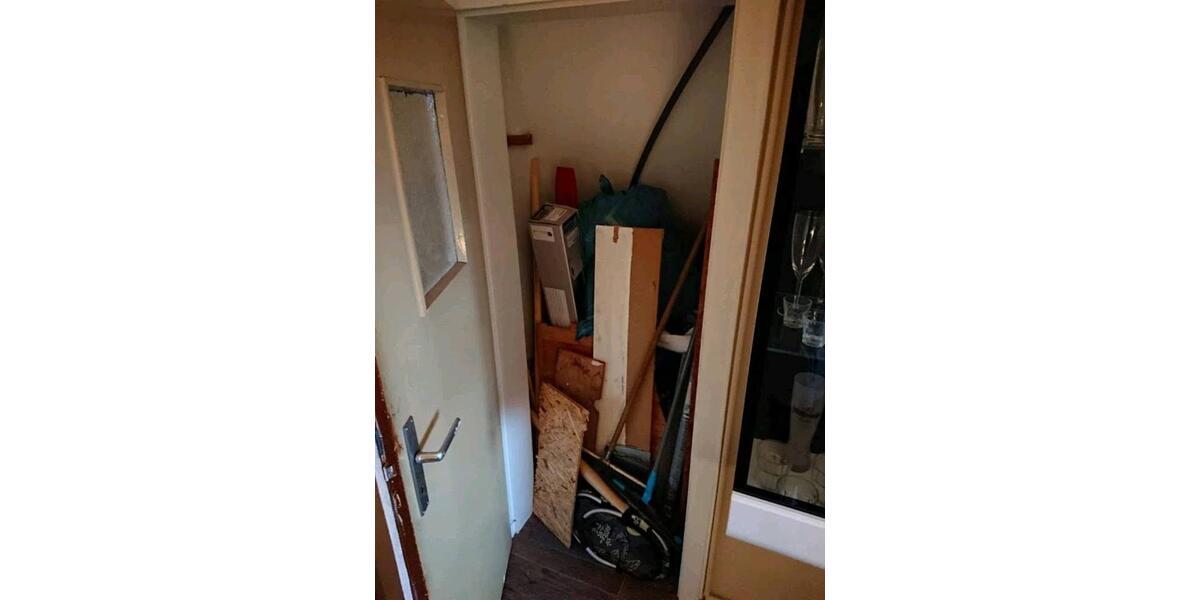 Dachgeschoßwohnung Wermelskirchen - 3.5 Zimmer, 60 m&sup2;, 135.000&euro; | Angebot:25887273