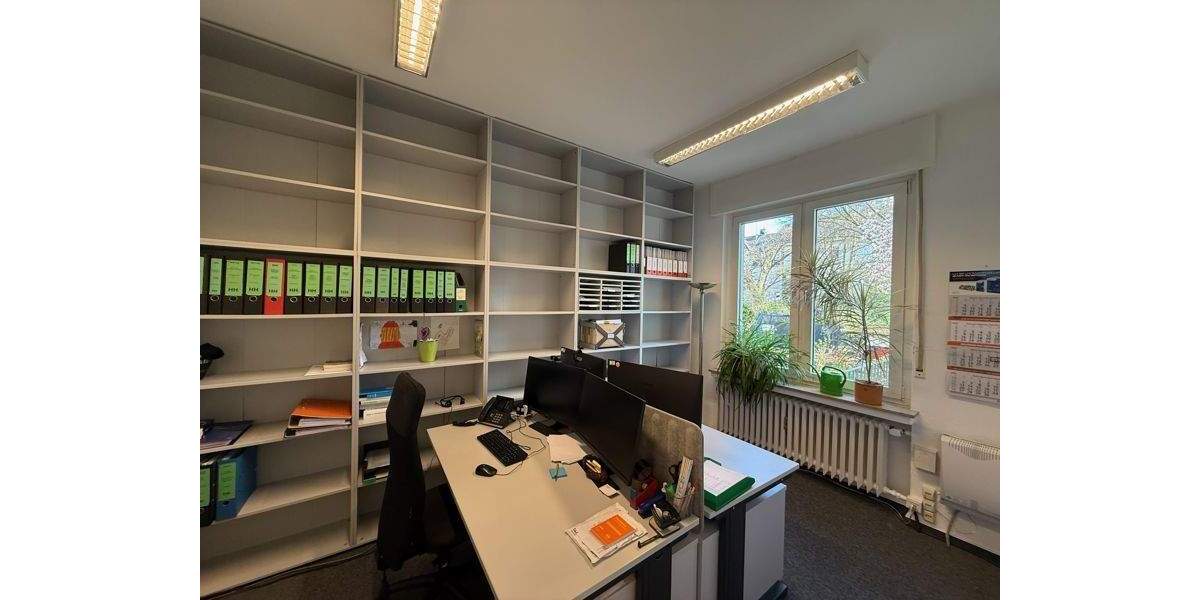 Gewerbeobjekt Essen Holsterhausen - 1.720&euro; | Angebot:25899800