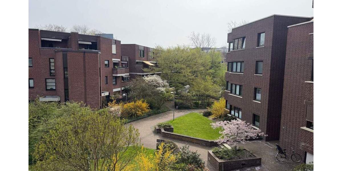 Etagenwohnung Düsseldorf Düsseltal - 2 Zimmer, 74 m&sup2;, 875&euro; | Angebot:25999587