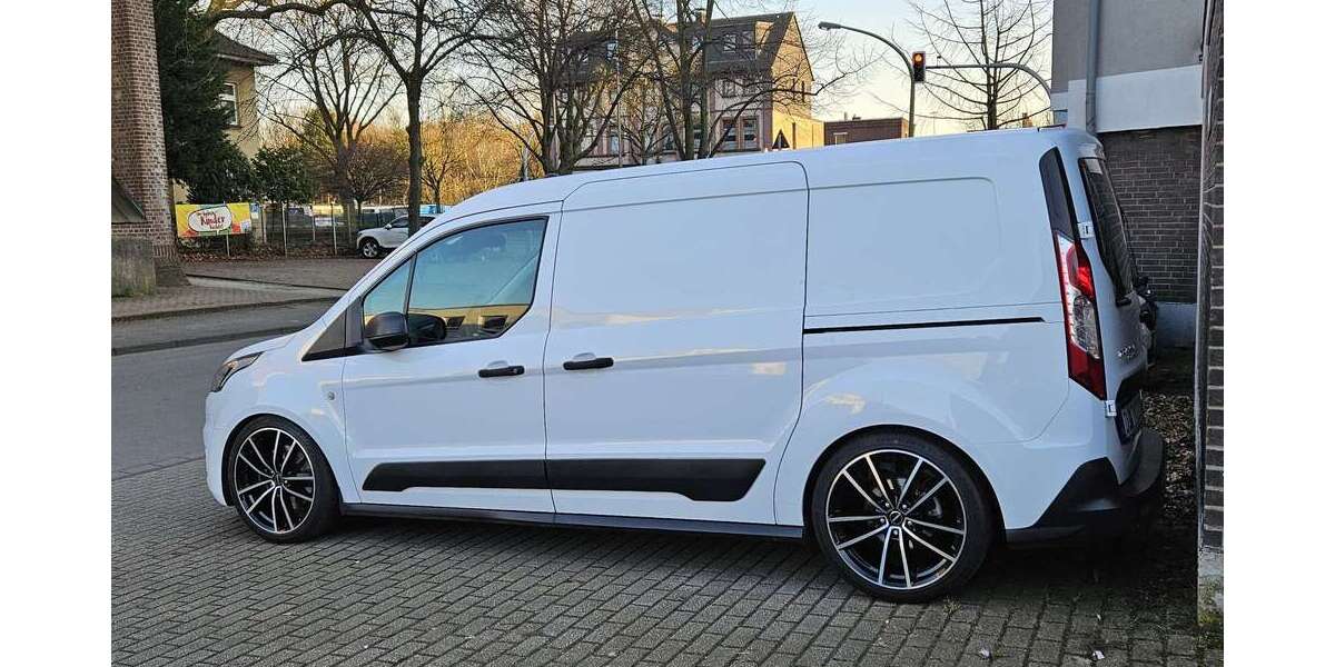 Ford Transit Connect 44.800 km 17.800 &euro; Duisburg 47059