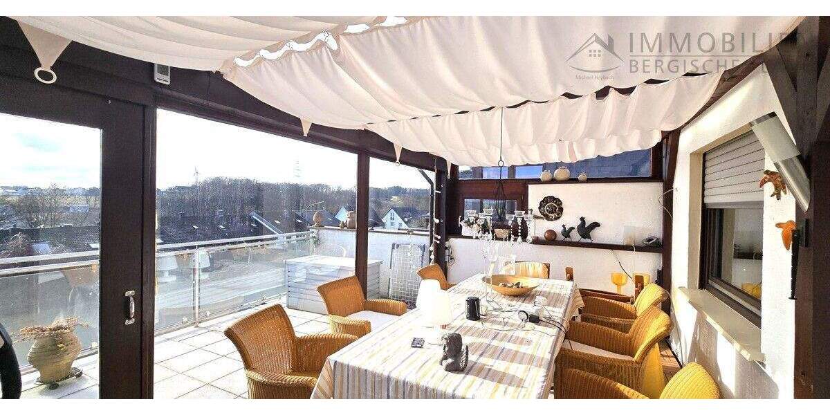 Reihenendhaus Hückeswagen Wiehagen - 5 Zimmer, 156 m&sup2;, 329.000&euro; | Angebot:25675575