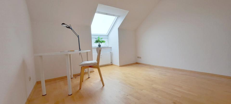 Etagenwohnung Solingen Burg - 3 Zimmer, 81 m&sup2;, 728&euro; | Angebot:27553994