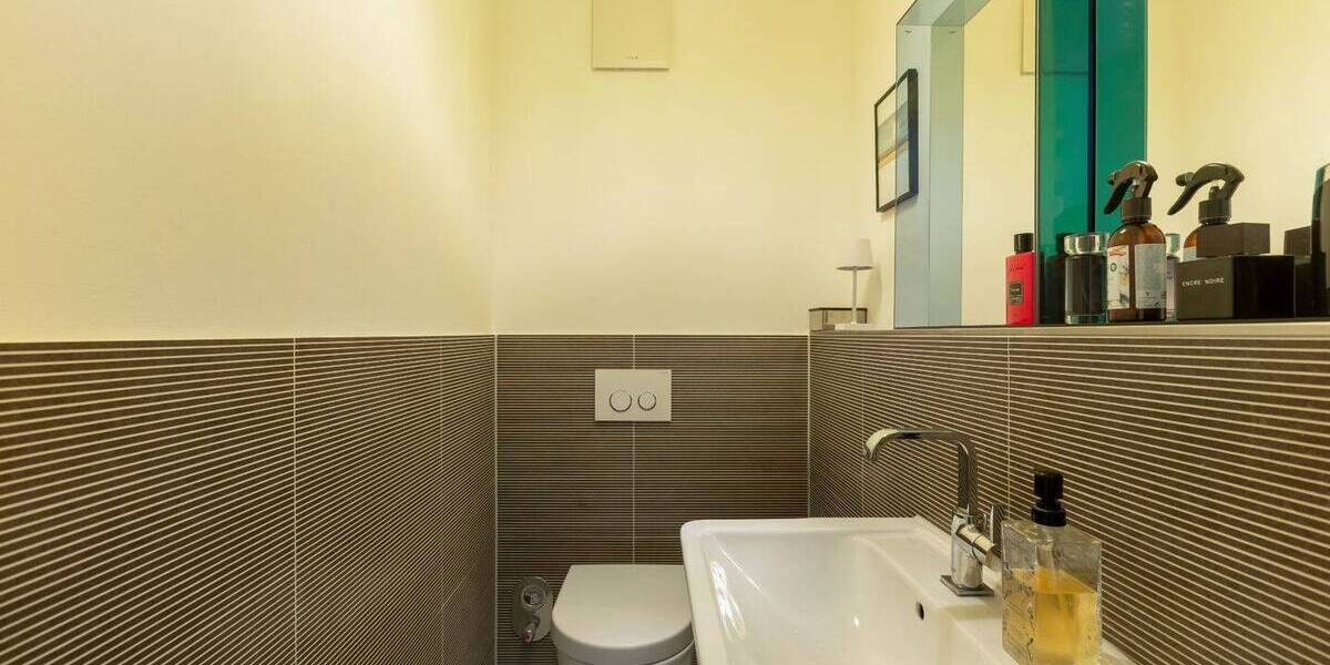 Etagenwohnung Düsseldorf Düsseltal - 2 Zimmer, 106 m&sup2;, 680.000&euro; | Angebot:25686884