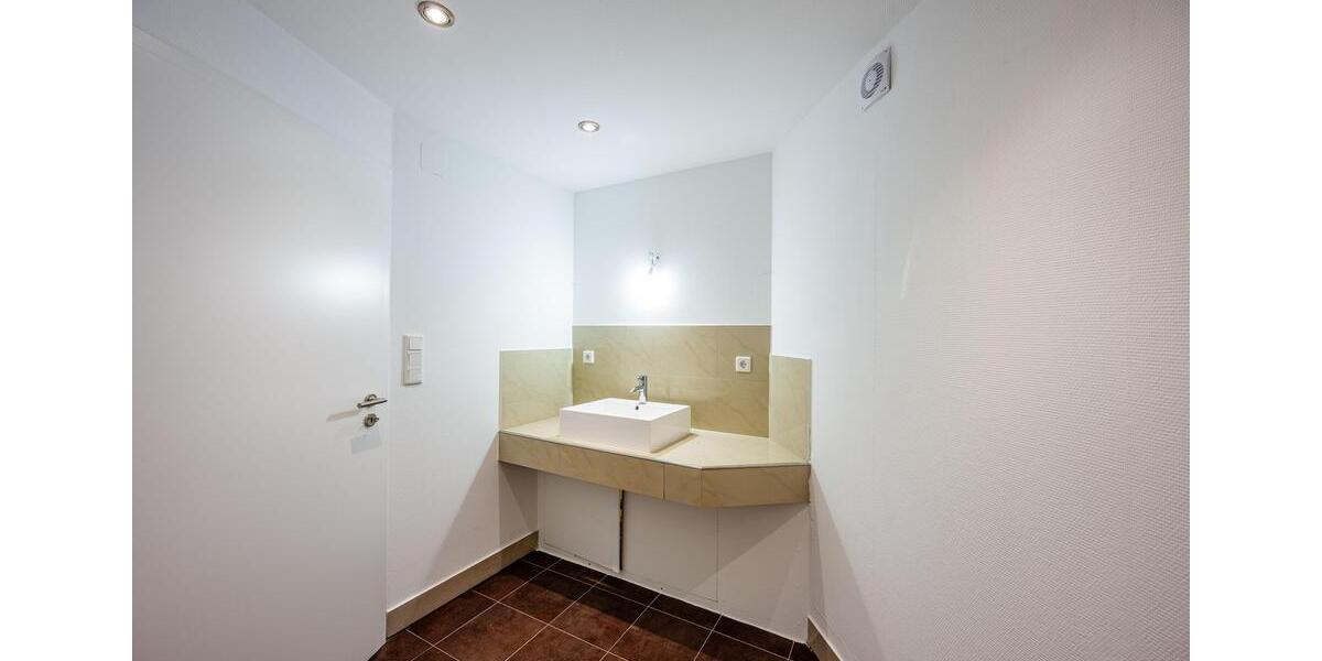 Etagenwohnung Wuppertal - 2 Zimmer, 76 m&sup2;, 760&euro; | Angebot:25720441