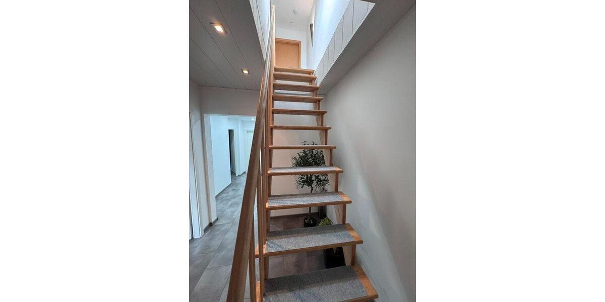 Reihenhaus Wuppertal Cronenberg - 6 Zimmer, 114 m&sup2;, 450.000&euro; | Angebot:26960405