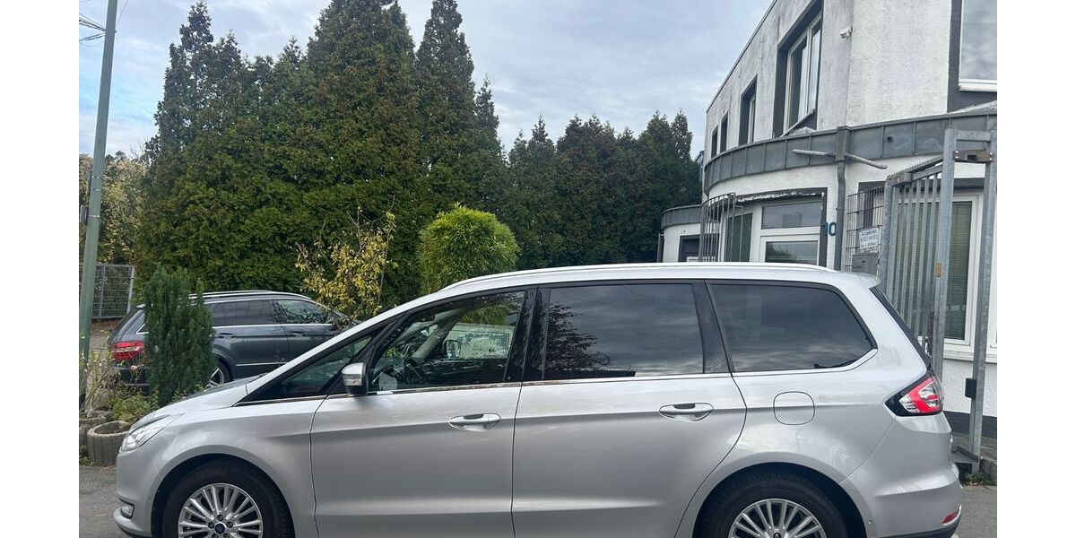 Ford Galaxy 145.000 km 9.900 &euro; Essen 45326