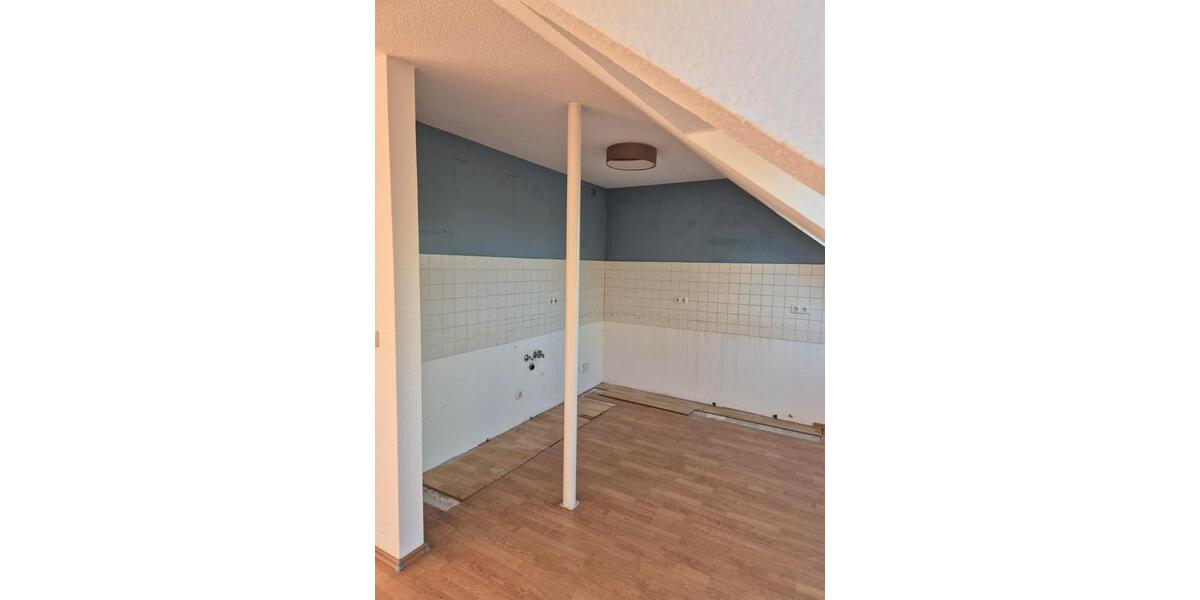 Dachgeschoßwohnung Herne Sodingen - 4 Zimmer, 95 m&sup2;, 640&euro; | Angebot:27534770