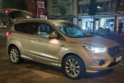 Ford Kuga 70.800 km 16.900 &euro; Düsseldorf 40627