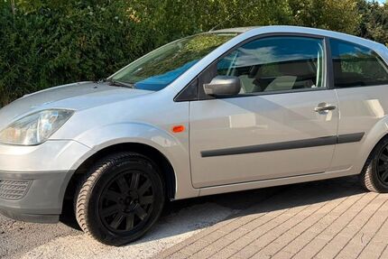 Ford Fiesta 96.000 km 3.500 &euro; Solingen 42657