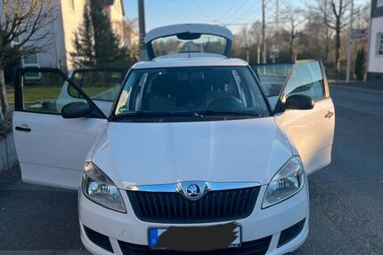 Skoda Fabia 130.000 km 5.850 &euro; Solingen 42659
