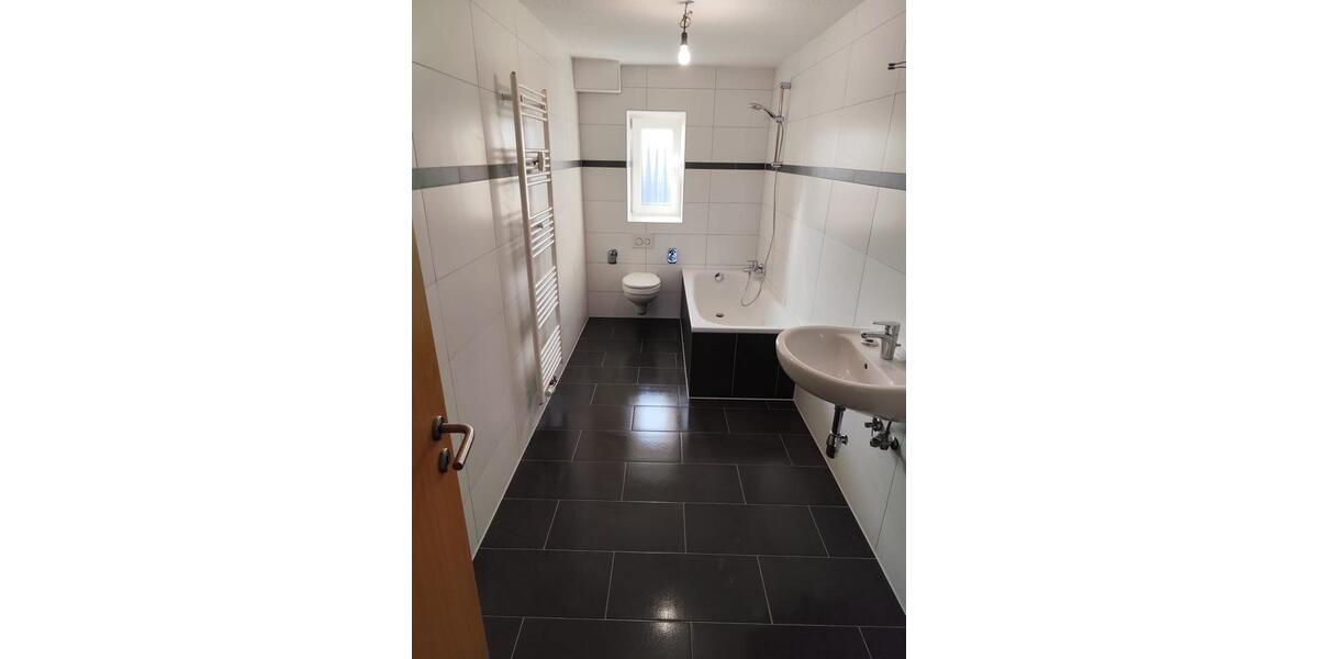 Dachgeschoßwohnung Gelsenkirchen Gelsenkirchen-Mitte - 3 Zimmer, 73 m&sup2;, 540&euro; | Angebot:26049212