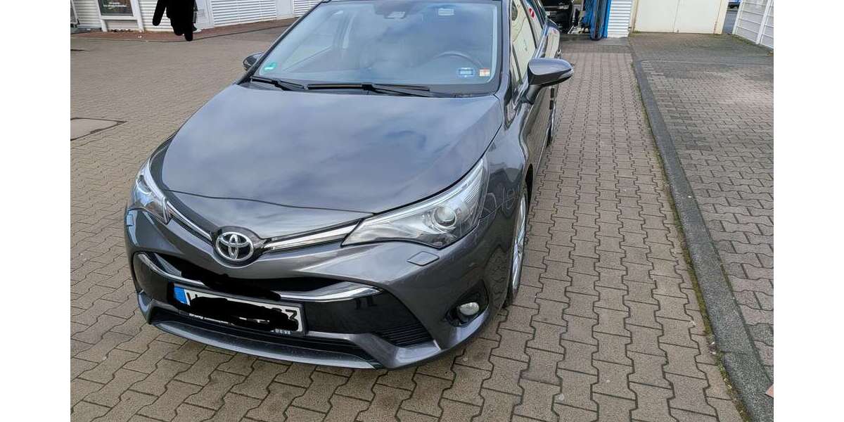 Toyota Avensis 150.745 km 12.630 &euro; Wuppertal, Stadt 42283