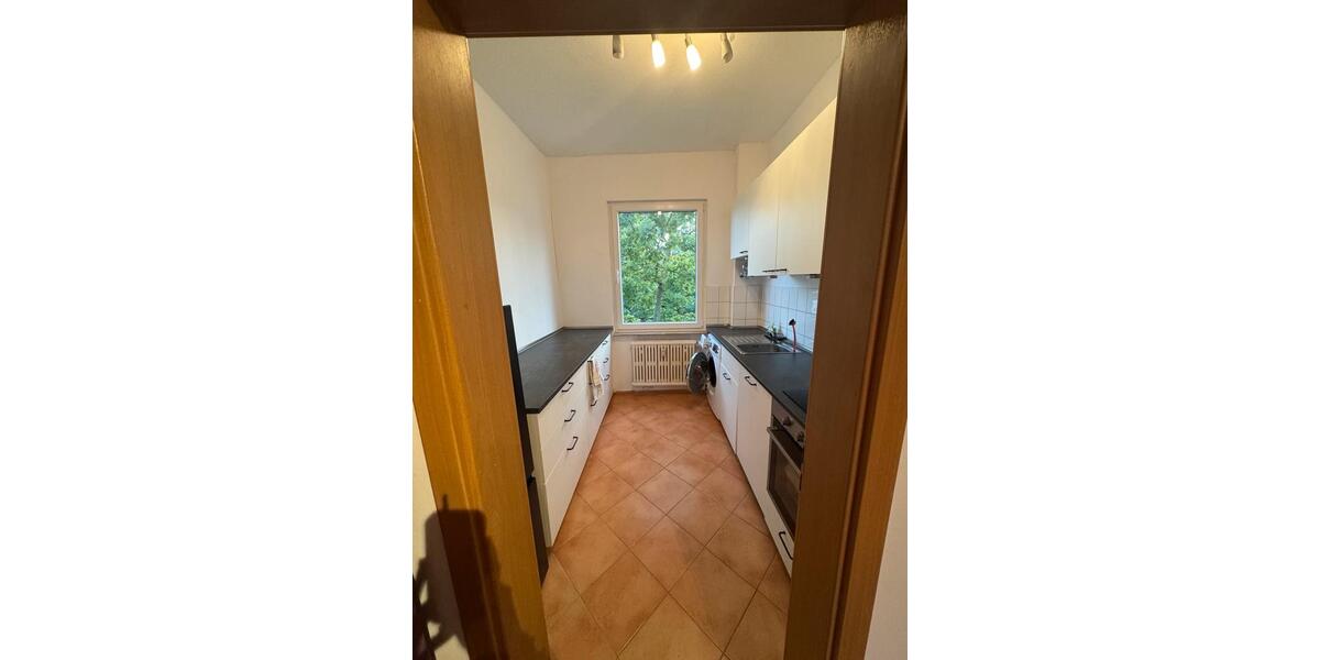 Etagenwohnung Essen Stadtbezirk VI - 2 Zimmer, 50 m&sup2;, 700&euro; | Angebot:25637304