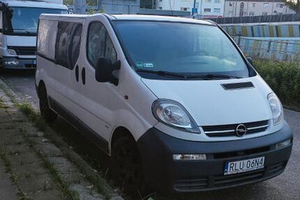 Opel Vivaro 300.000 km 1.500 &euro; Essen 45145