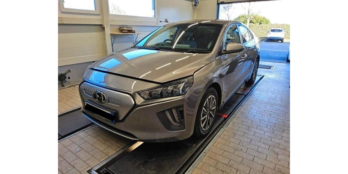 Hyundai IONIQ 27.000 km 14.990 &euro; Essen 45276