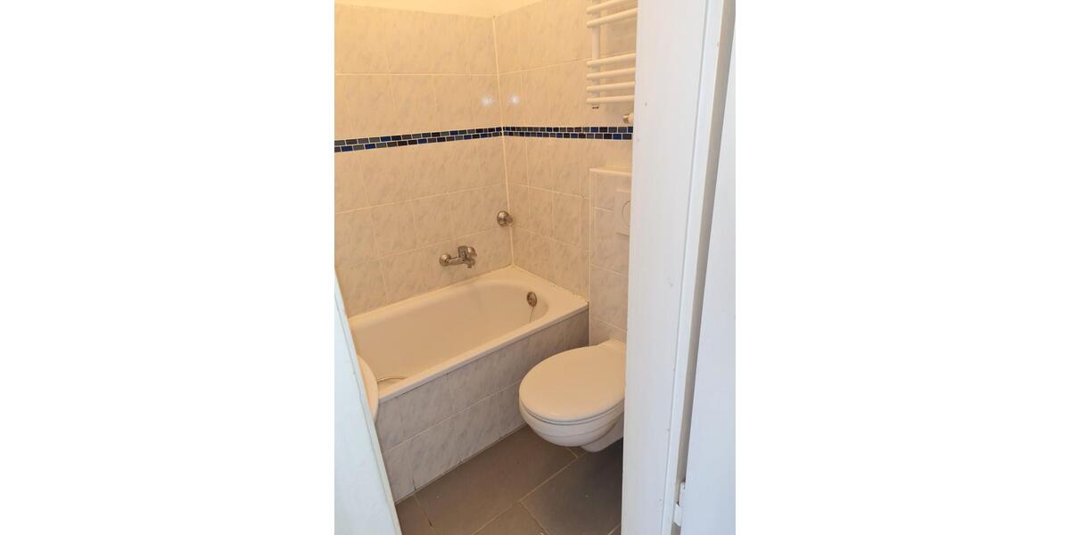 Etagenwohnung Hagen - 1.5 Zimmer, 28 m&sup2;, 300&euro; | Angebot:27541065