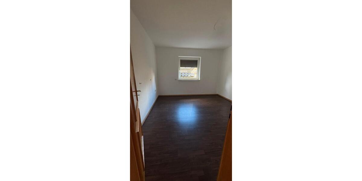 Erdgeschoßwohnung Ratingen Lintorf - 3.5 Zimmer, 85 m&sup2;, 850&euro; | Angebot:25990085