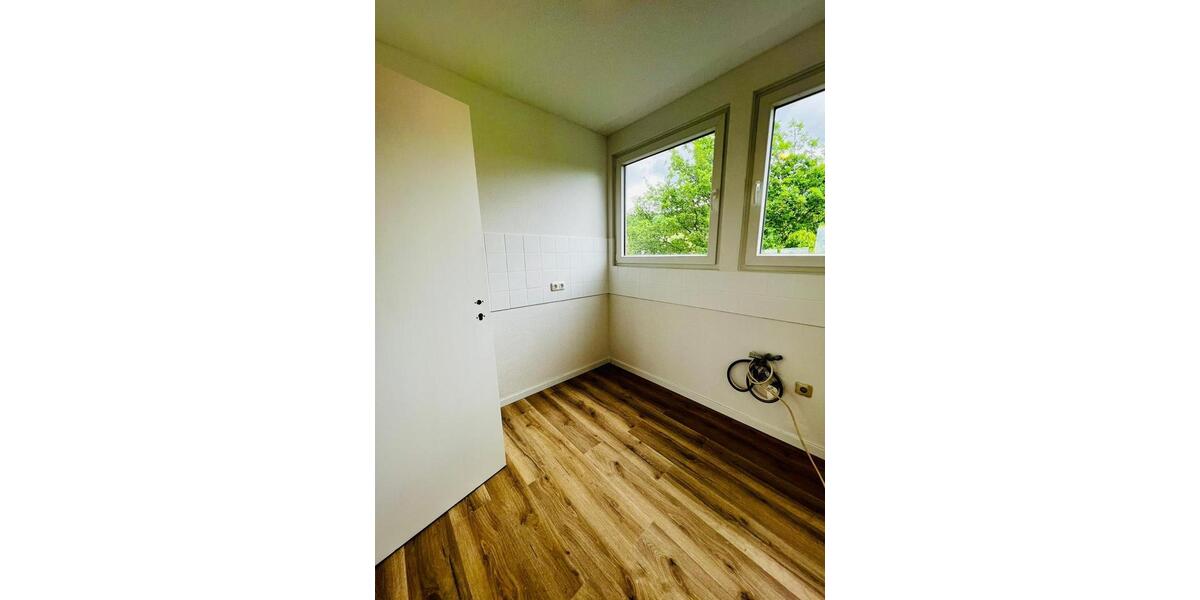 Etagenwohnung Leichlingen (Rheinland) - 3 Zimmer, 70 m&sup2;, 950&euro; | Angebot:25994043