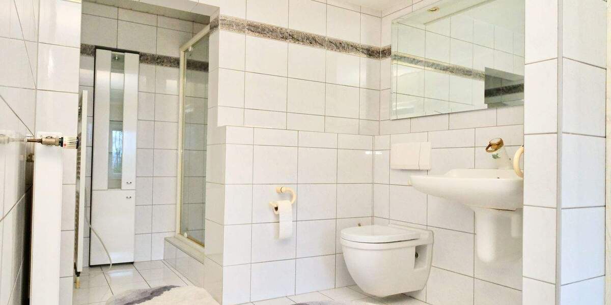 Reihenmittelhaus Neuss Vogelsang - 3 Zimmer, 113 m&sup2;, 395.000&euro; | Angebot:25686775