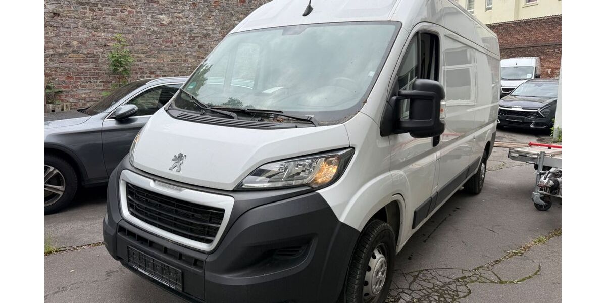 Peugeot Boxer 28.623 km 18.990 &euro; Wuppertal 42285