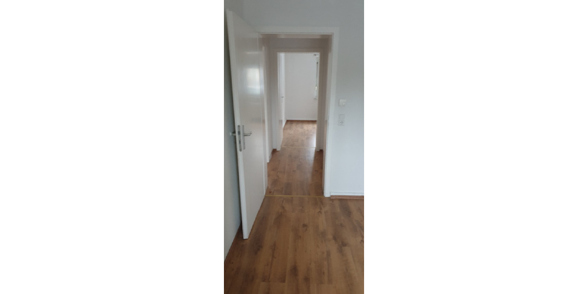 Etagenwohnung Mettmann - 3 Zimmer, 64 m&sup2;, 600&euro; | Angebot:24804604