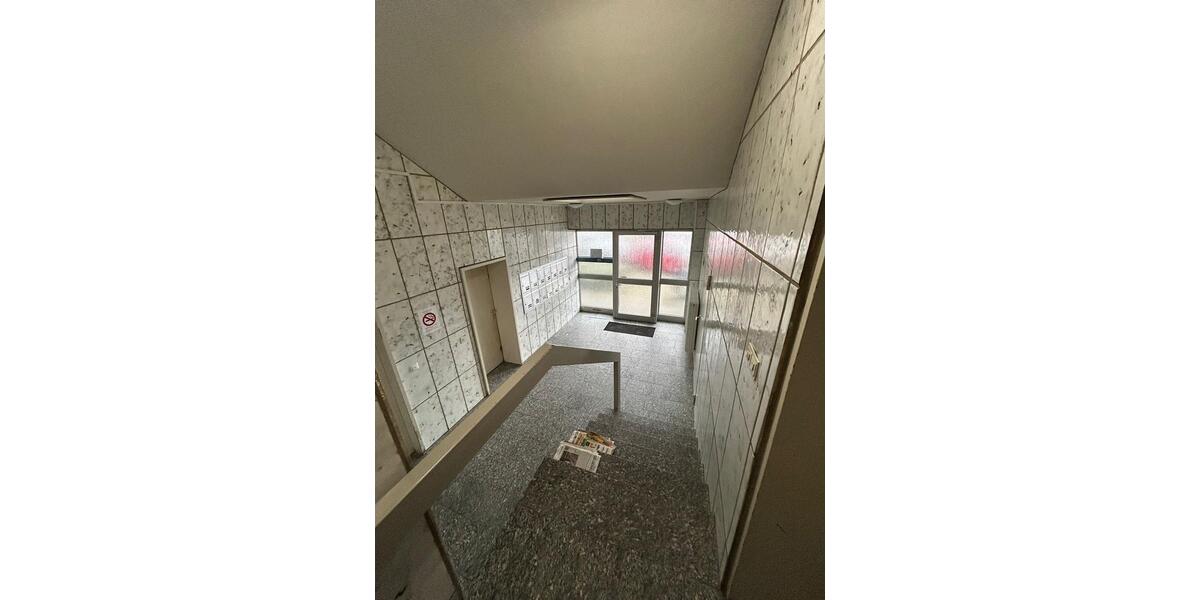 Erdgeschoßwohnung Gelsenkirchen Gelsenkirchen-Mitte - 2 Zimmer, 67 m&sup2;, 700&euro; | Angebot:25981110