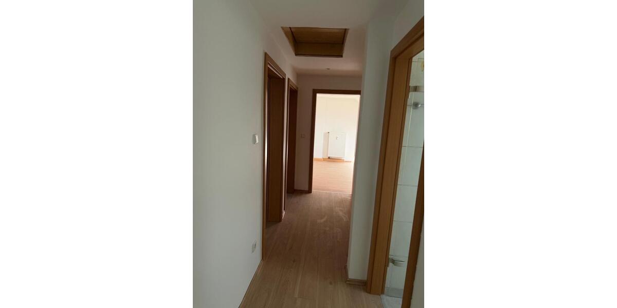 Dachgeschoßwohnung Haan - 3 Zimmer, 65 m&sup2;, 950&euro; | Angebot:25961182