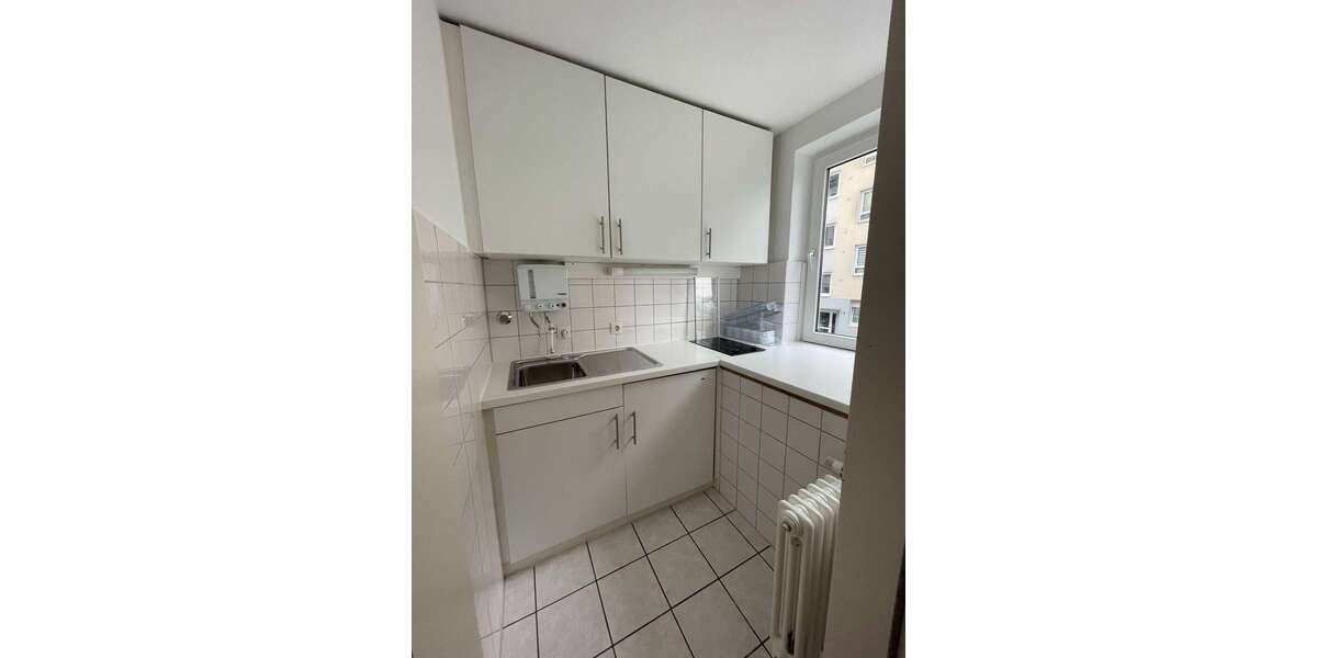 Etagenwohnung Düsseldorf Stadtbezirk 3 - 1 Zimmer, 33 m&sup2;, 550&euro; | Angebot:26979441