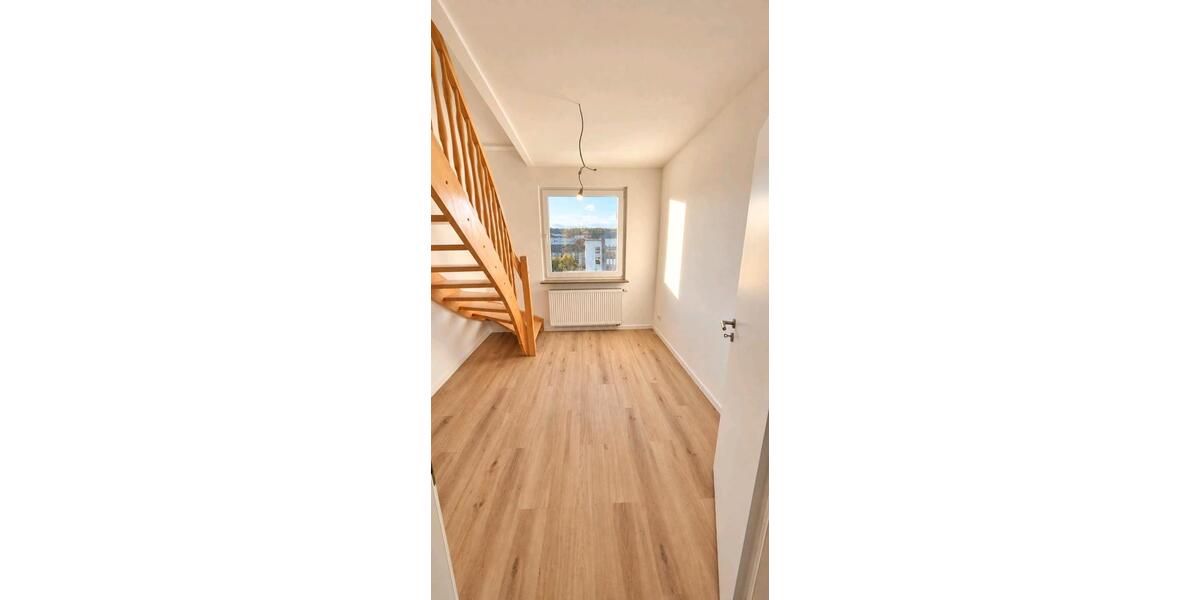 Maisonettenwohnung Wuppertal Lichtenplatz - 3.5 Zimmer, 110 m&sup2;, 1.260&euro; | Angebot:27568890