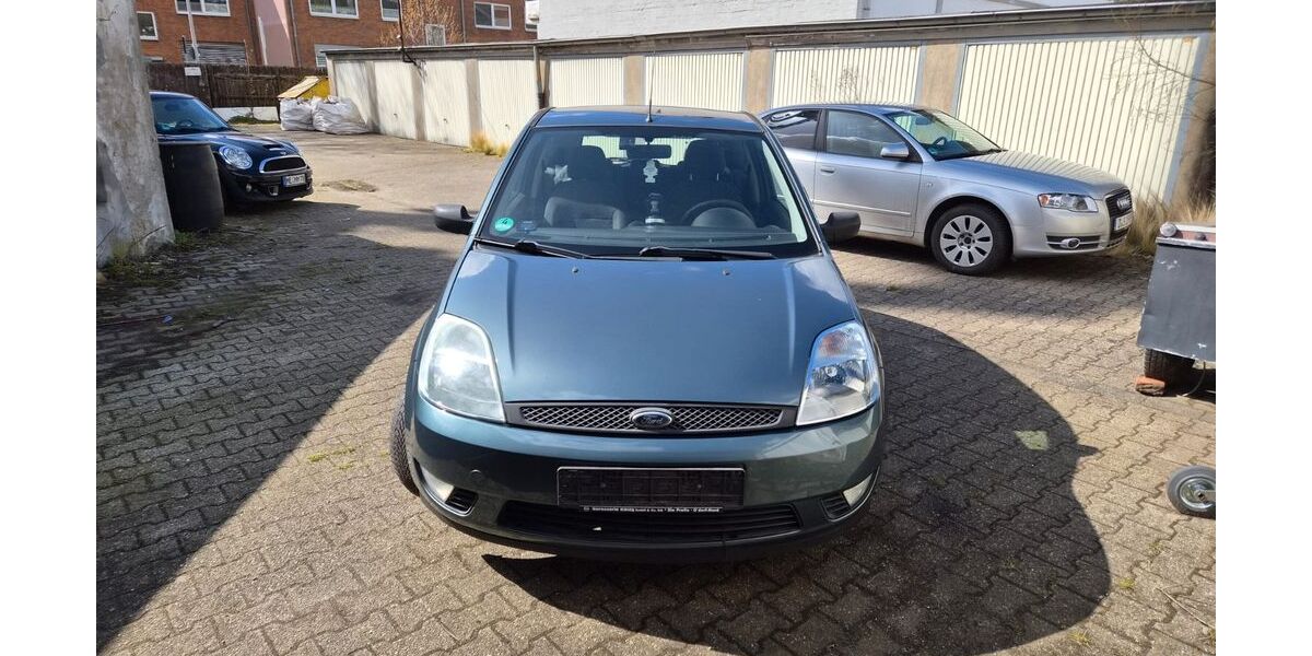 Ford Fiesta 167.000 km 1.600 &euro; Düsseldorf 40547