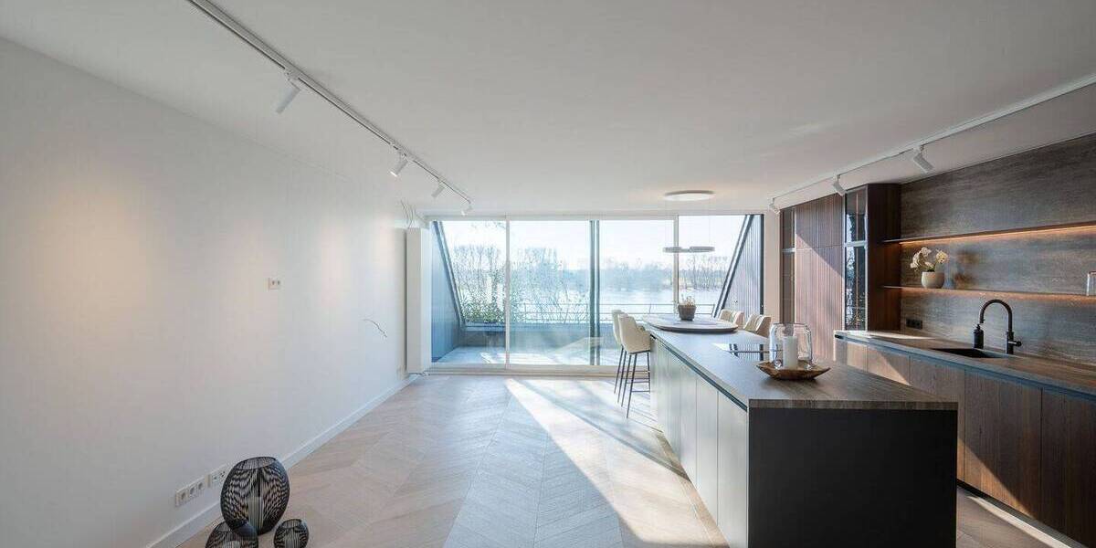 Etagenwohnung Düsseldorf Wittlaer - 3 Zimmer, 135 m&sup2;, 1.099.000&euro; | Angebot:25695557