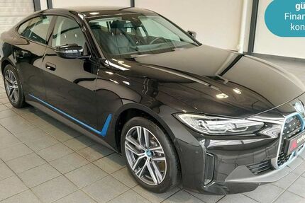 BMW i4 38.858 km 30.390 &euro; Wuppertal 42287