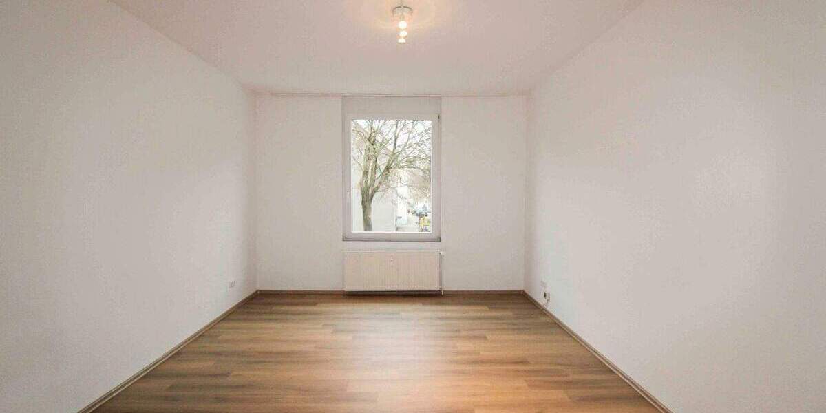 Etagenwohnung Essen Steele - 4 Zimmer, 102 m&sup2;, 135.000&euro; | Angebot:25780383