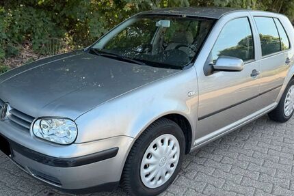 VW Golf 158.000 km 1.250 &euro; Bochum 44866